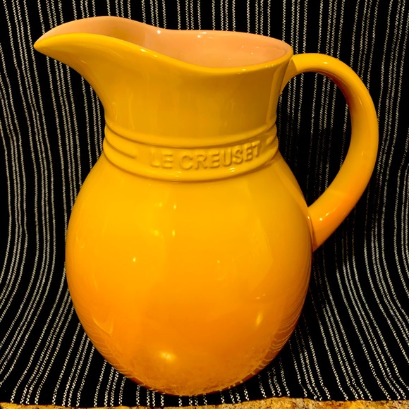 Le Creuset Kitchen New Le Creuset Yellow Ombr Pitcher Poshmark